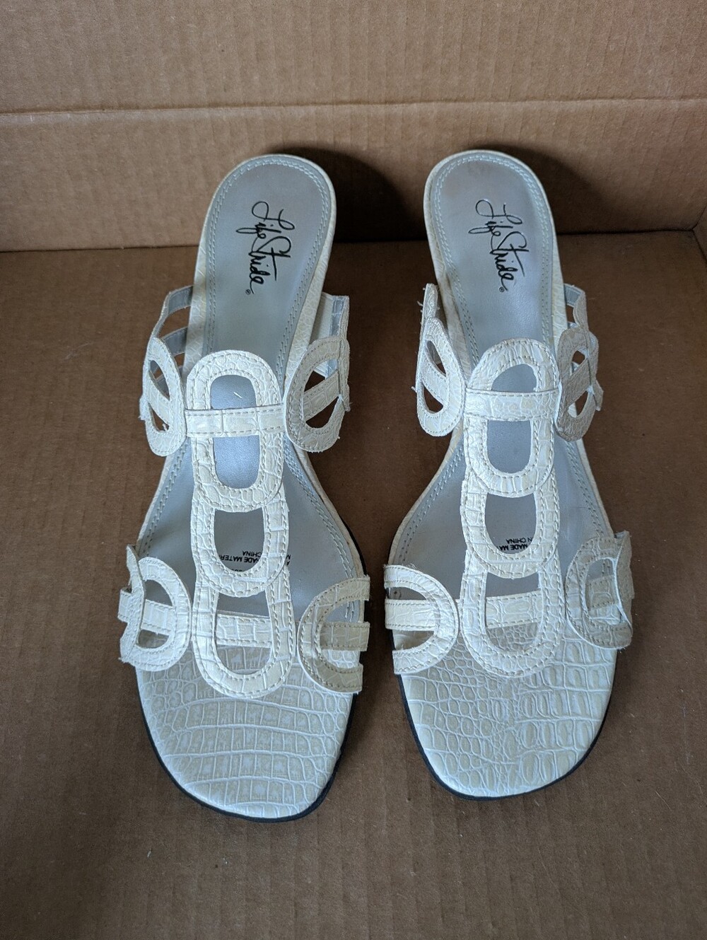 Life Stride Heeled Sandals Size 11 Medium NWOT